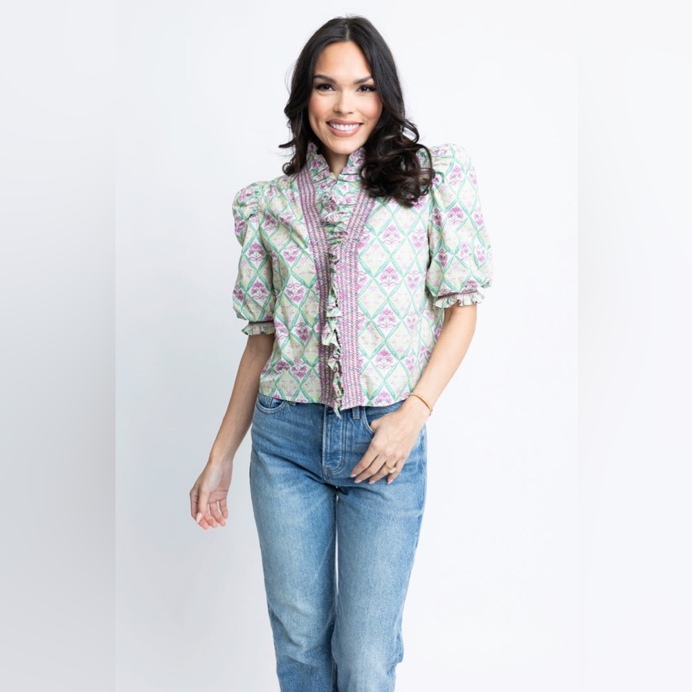 KARLIE: PARIS FLORAL RUFFLE PUFF SLEEVE TOP